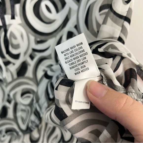 Y2K inspired Apt. 9 black and white swirled babydoll sheer top size medium - Picture 4 of 5